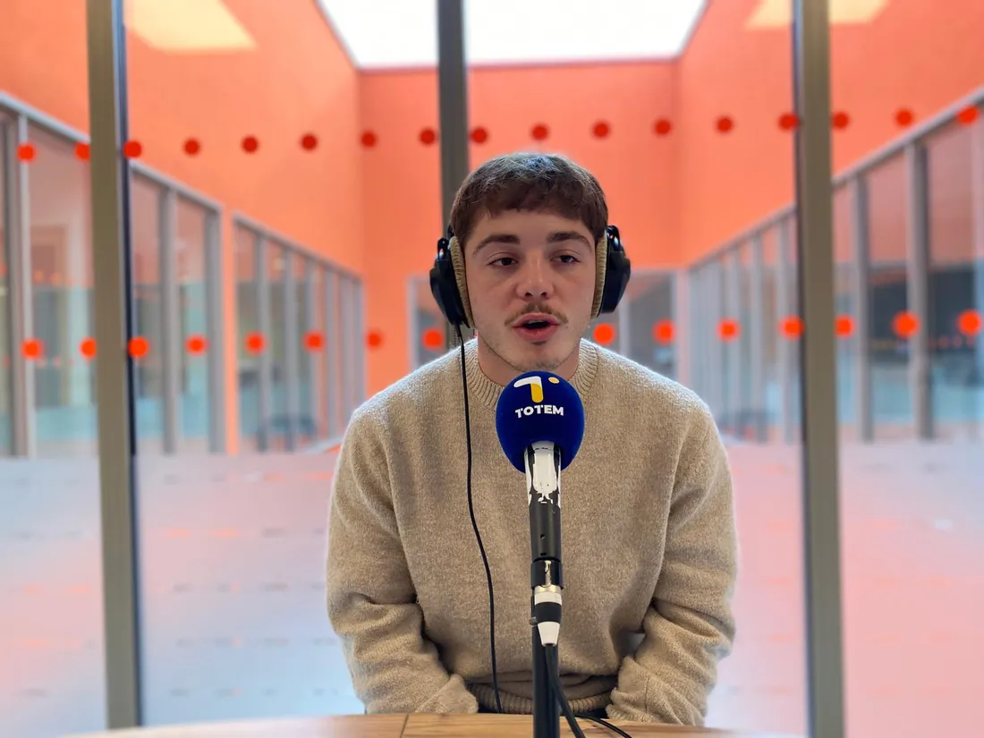 Mael Castel, demi de mêlée de l'USM invité du Club Sapiac 1