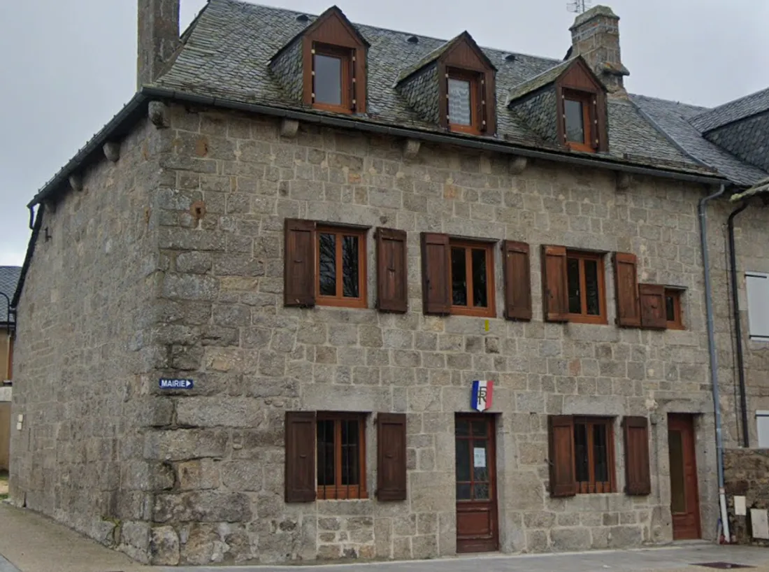 Mairie Albaret le Comtal