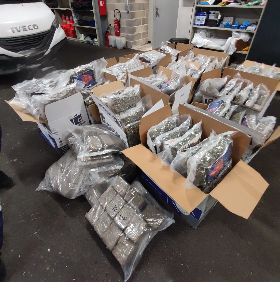 247 kg de cannabis saisis sur l’A75