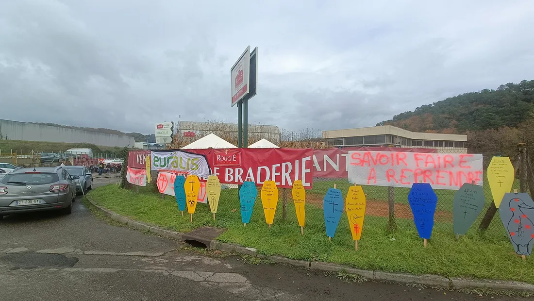 Cercueils, usine rougié-Euralis à Sarlat