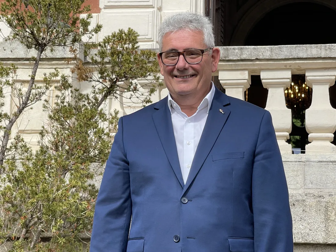 PASCAL COSTE SENATEUR