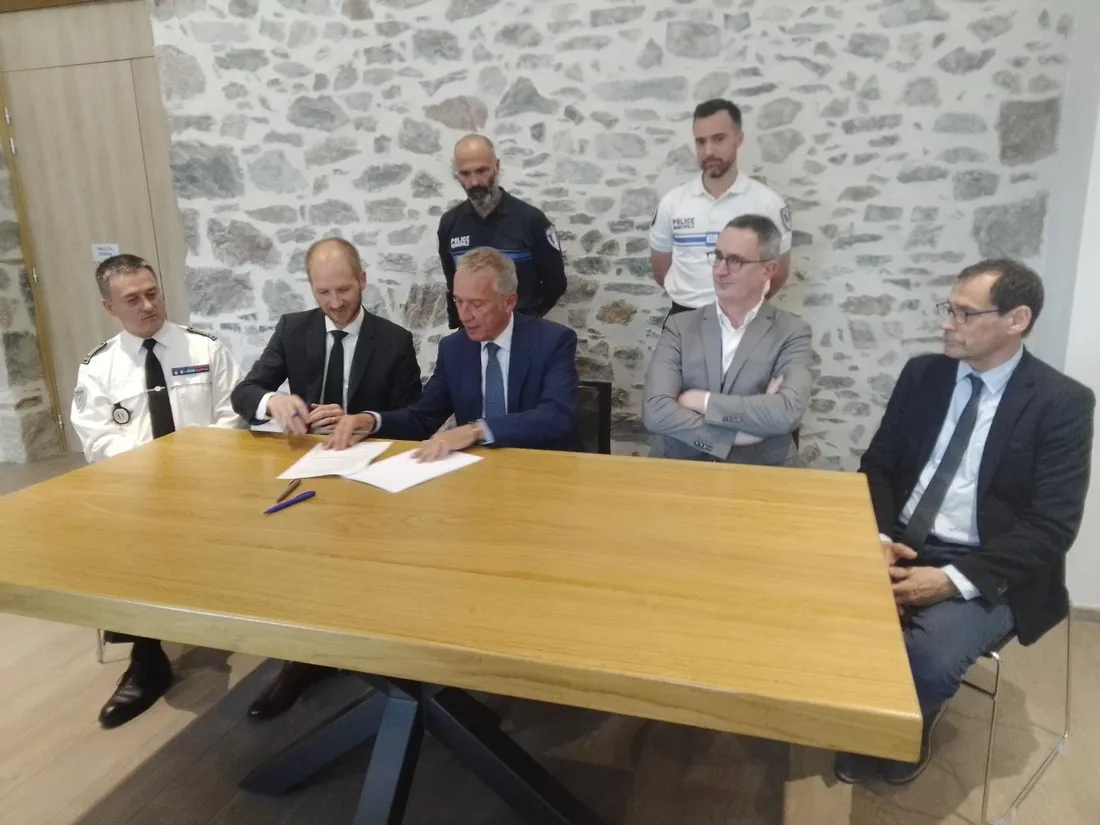 Signature de la Convention en Mairie de Tulle
