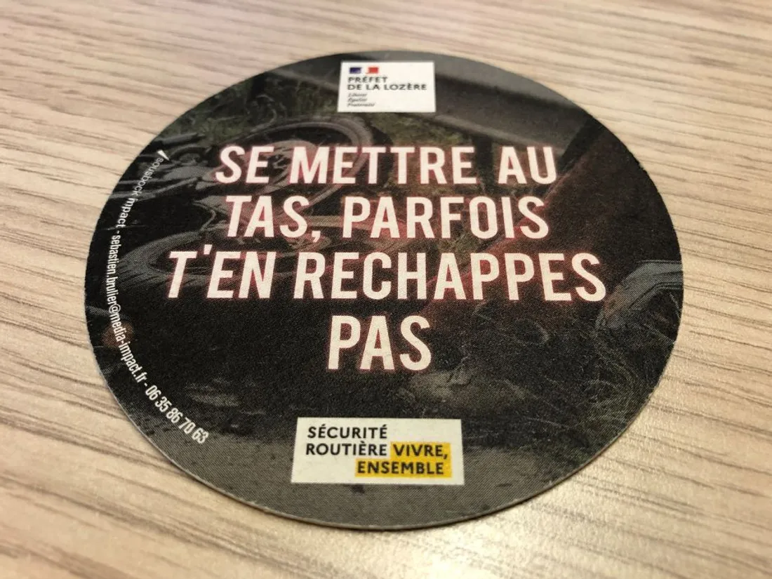 La préfecture de la Lozère propose des sous-verres à destination des motards