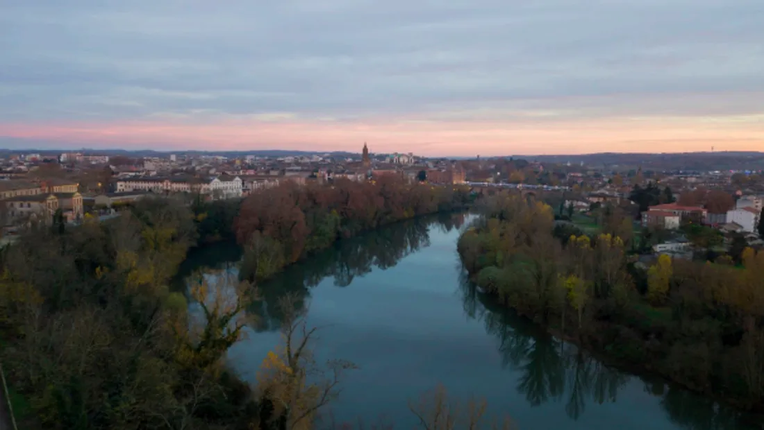 Vue aérienne du Tarn à Montauban