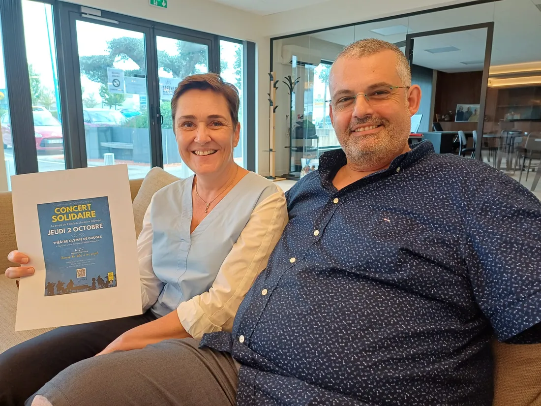 Gwennaëlle Buatois et Christophe Farella présentent l'affiche du concert solidaire.