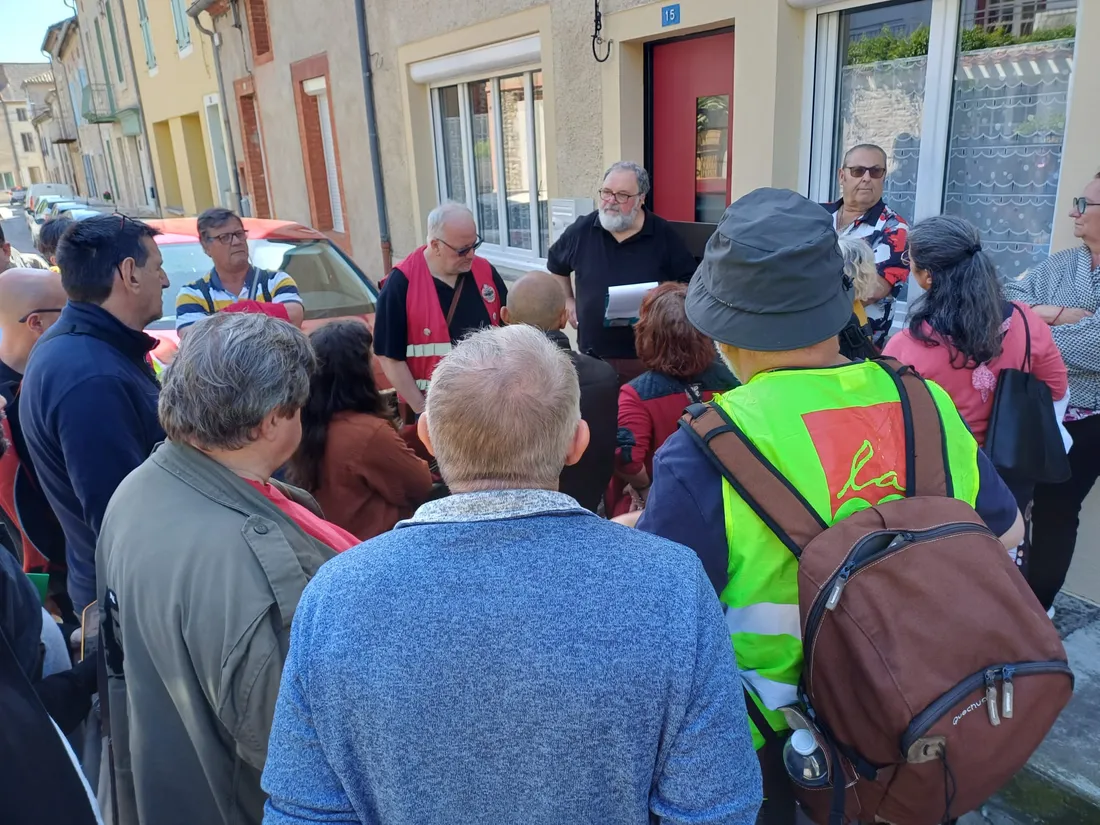 Les salariés de Quercy Interventions Services ont patienté à Septfonds avant leur entretien.