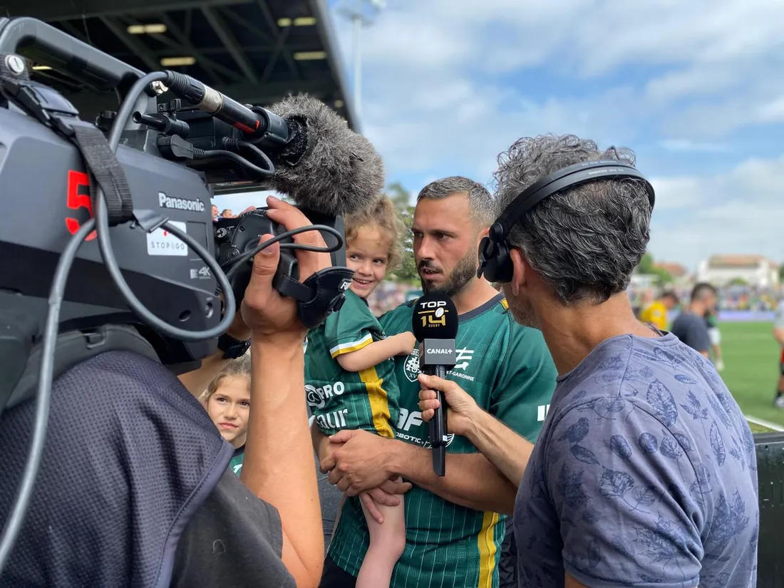 Jérôme Bosviel, au micro du diffuseur après le match