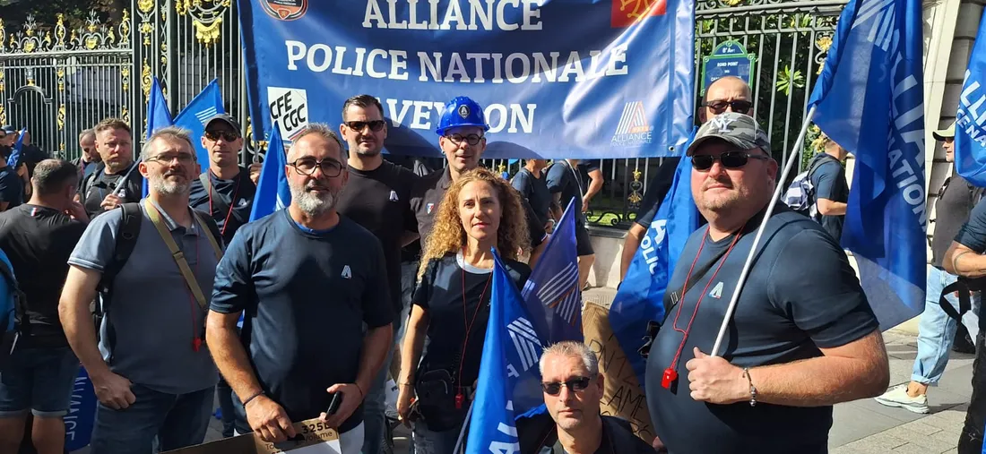 Les policiers aveyronnais le 15 septembre 2026 à Paris.