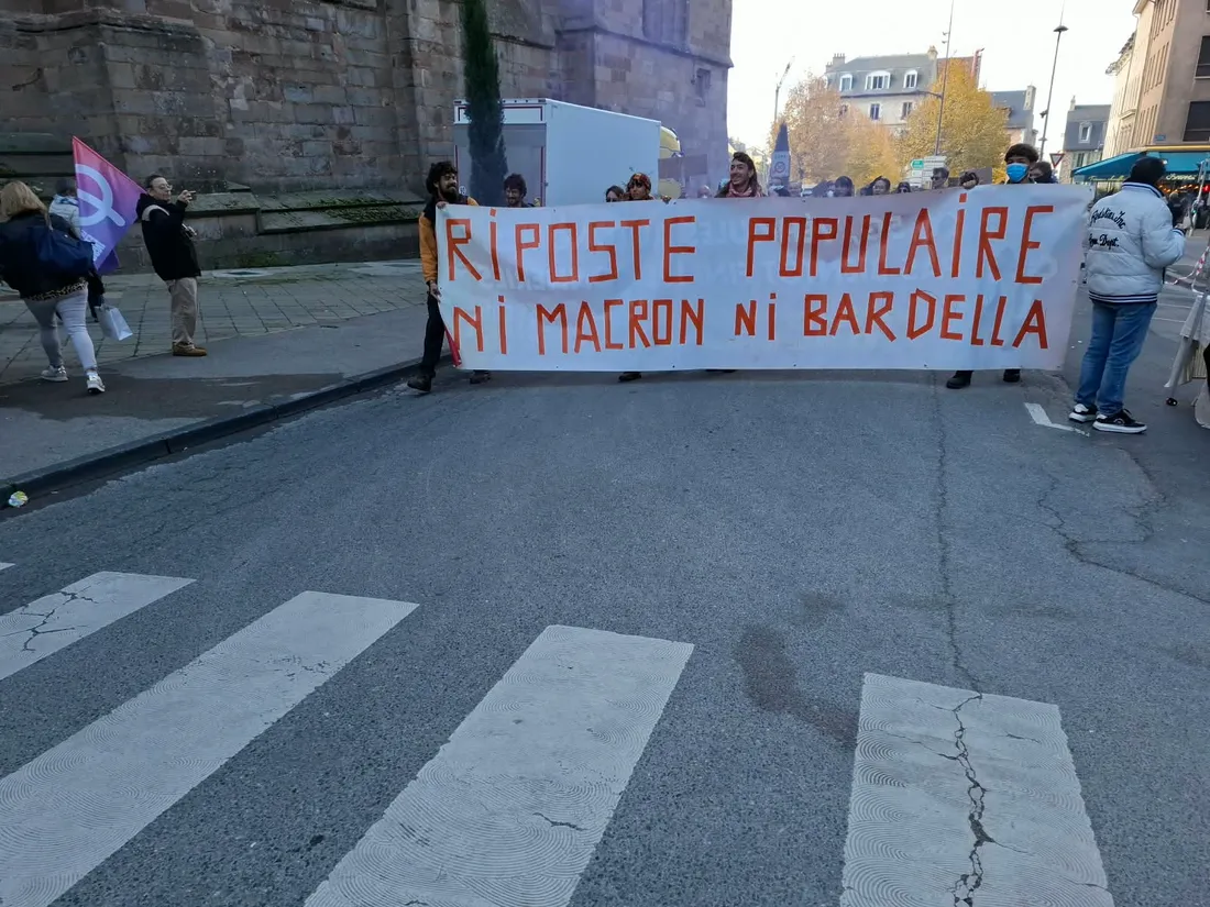Malgré l'interdiction, le cortège ruthénois a pris la direction du centre-ville.