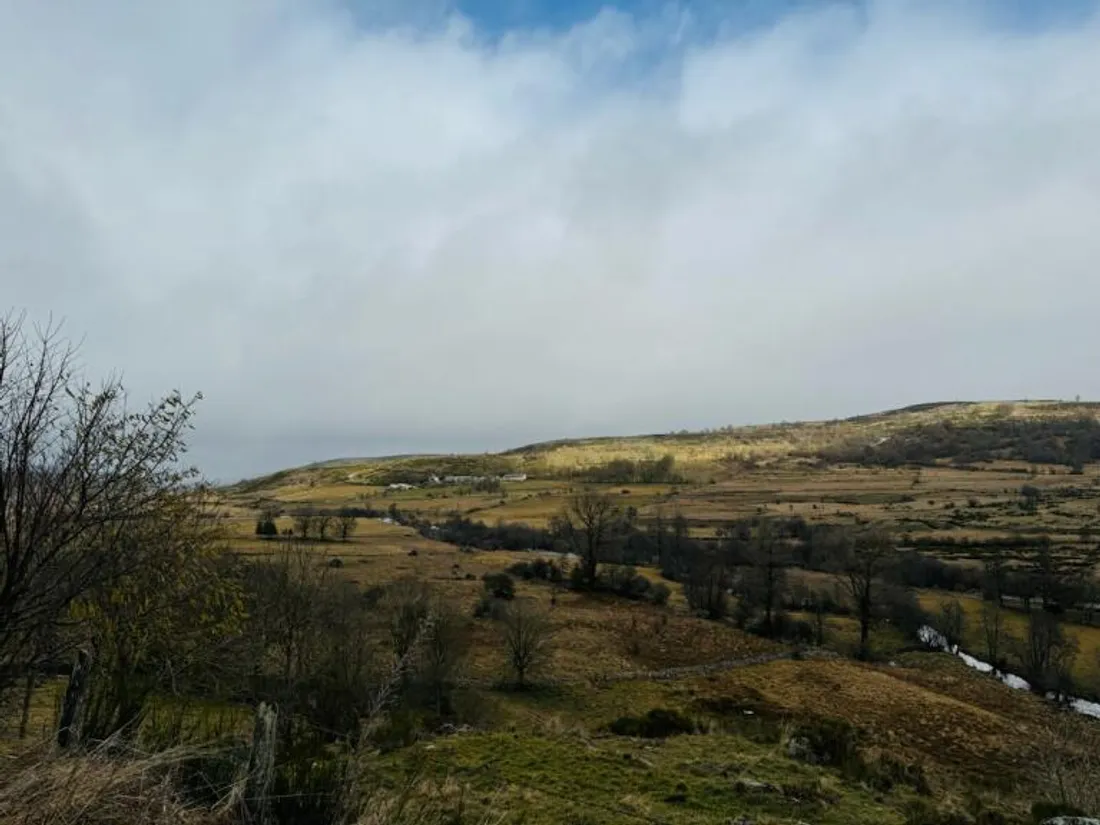 Site de Casteraste sur la commune de Recoules d'Aubrac
