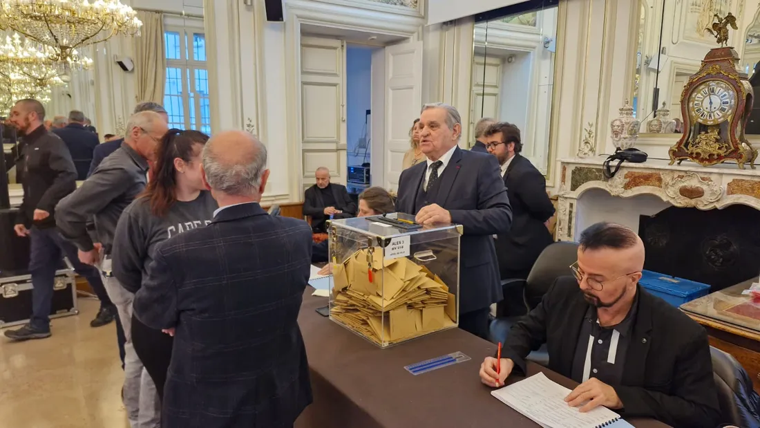 Le dépouillement s'apprête à débuter à Alès