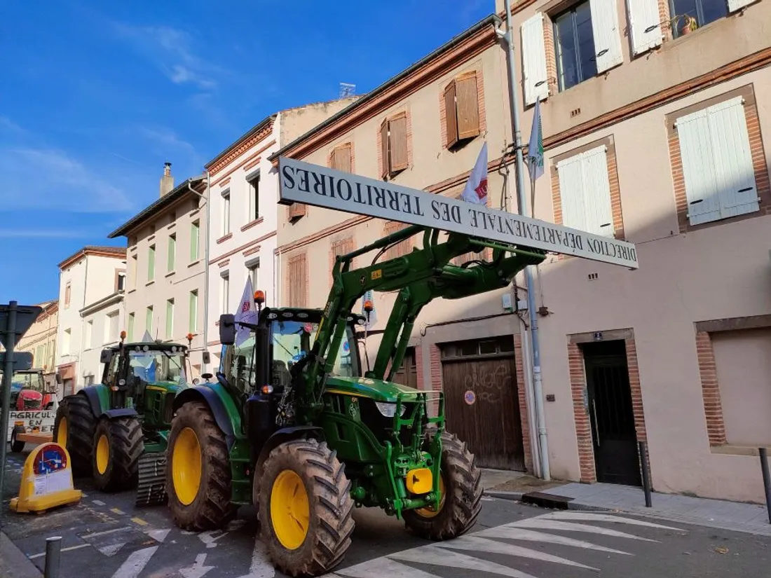 Manifestation des agriculteurs à Albi (Tarn) le 14 novembre 2023.