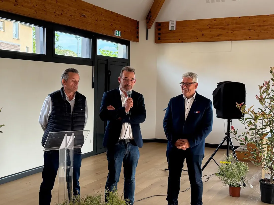 Laurent Darthou (au centre) devrait prendre la tête du conseil départemental de la Corrèze. 