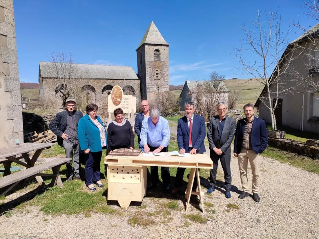 La convention pour préserver les zones humides du plateau de l'Aubrac a été signée le 12 avril 2024.
