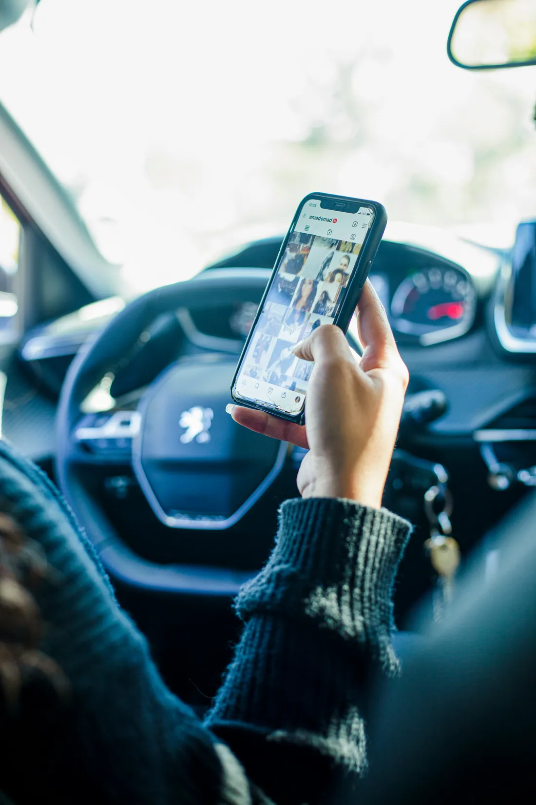 La préfecture de la Corrèze sévit face à l'usage du téléphone portable au volant.