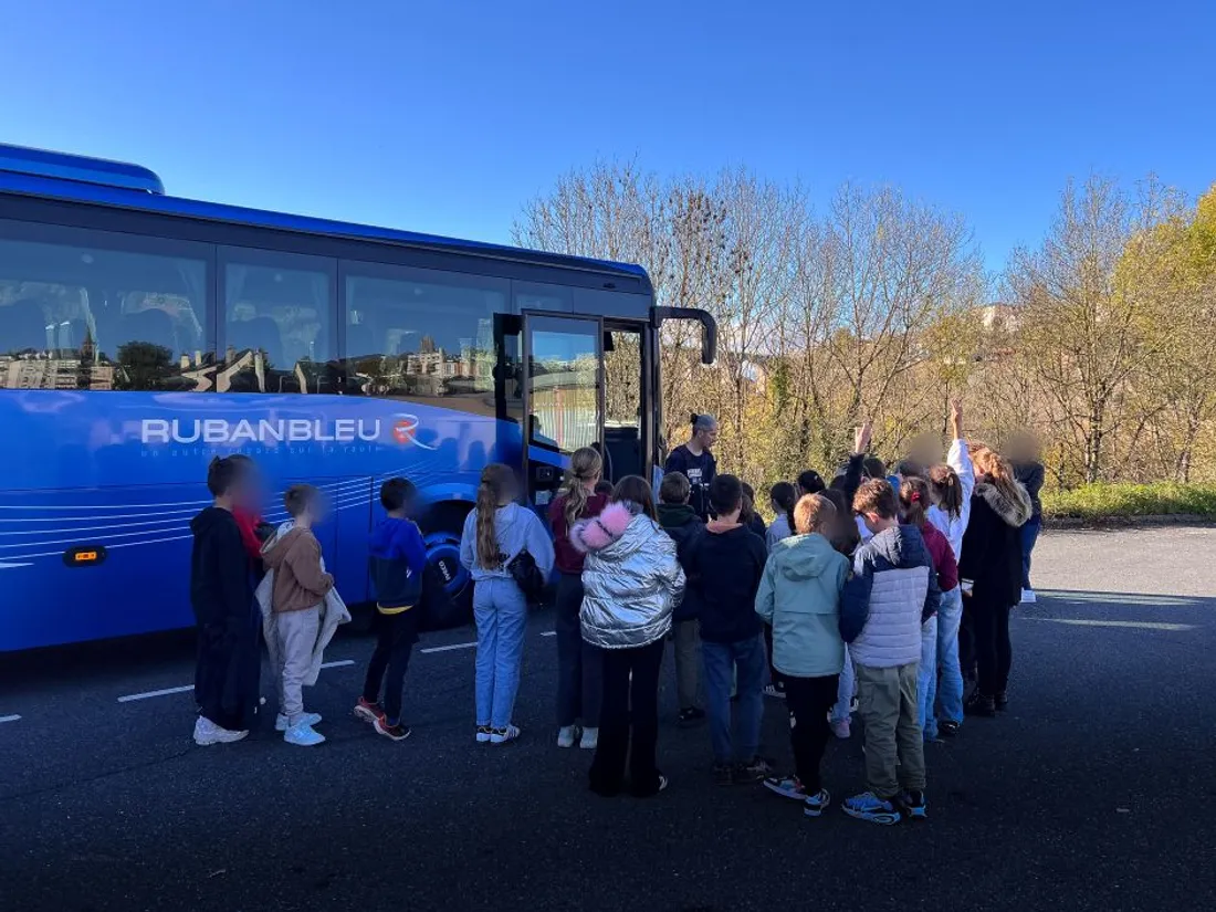 Sensibilisation à la sécurité routière par les équipes de RubanBleu