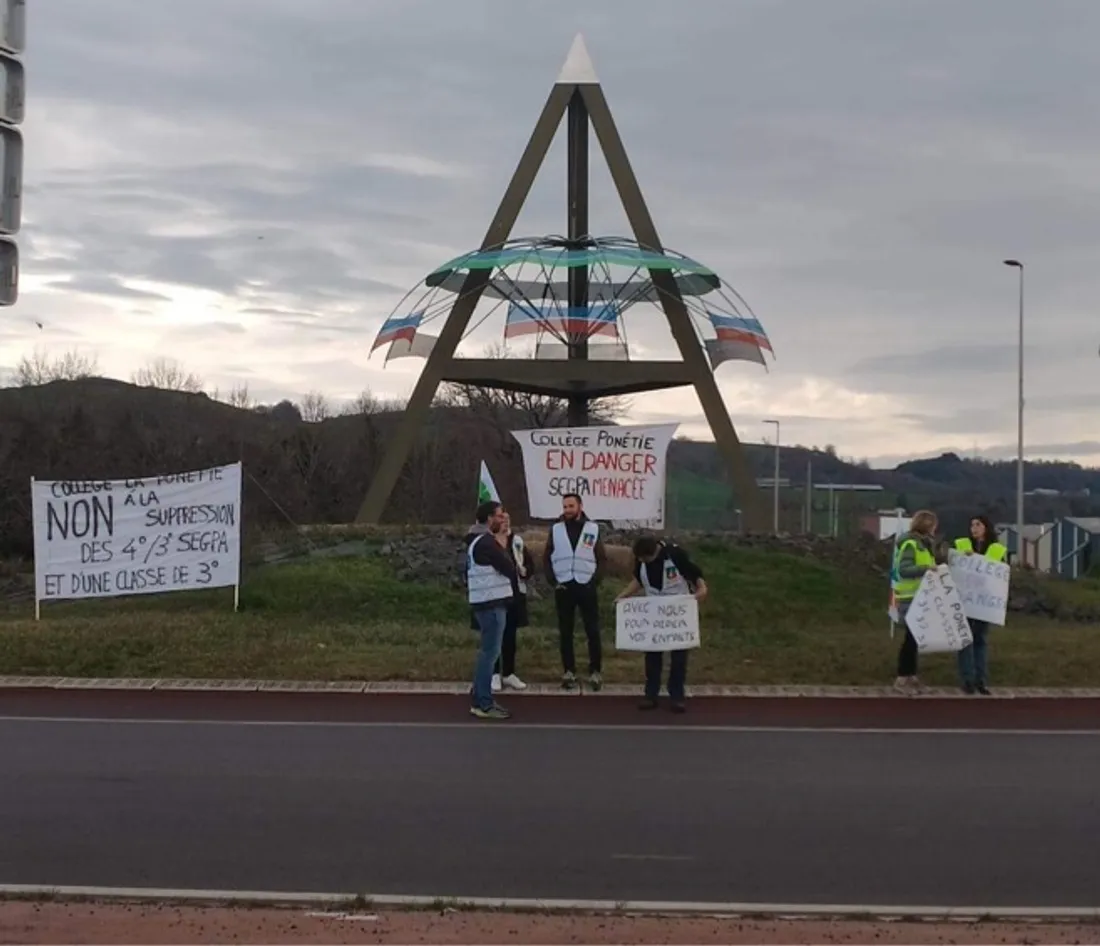 Manifestation collége Ponétie 24 mars 23