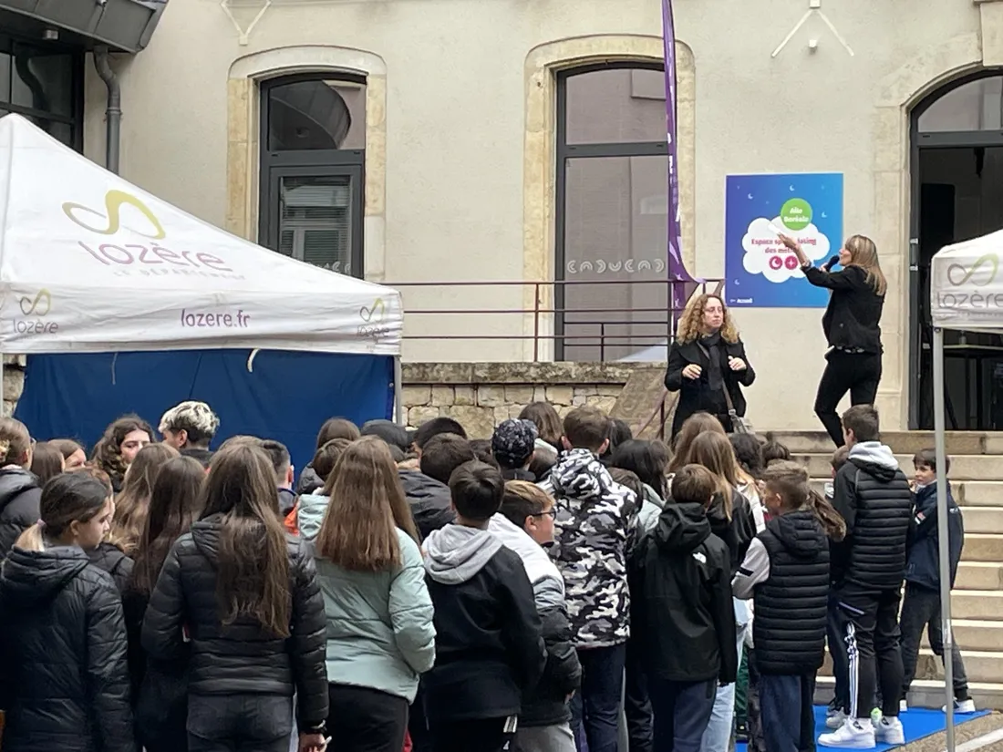 Les élèves de 3ème étaient nombreux à participer 