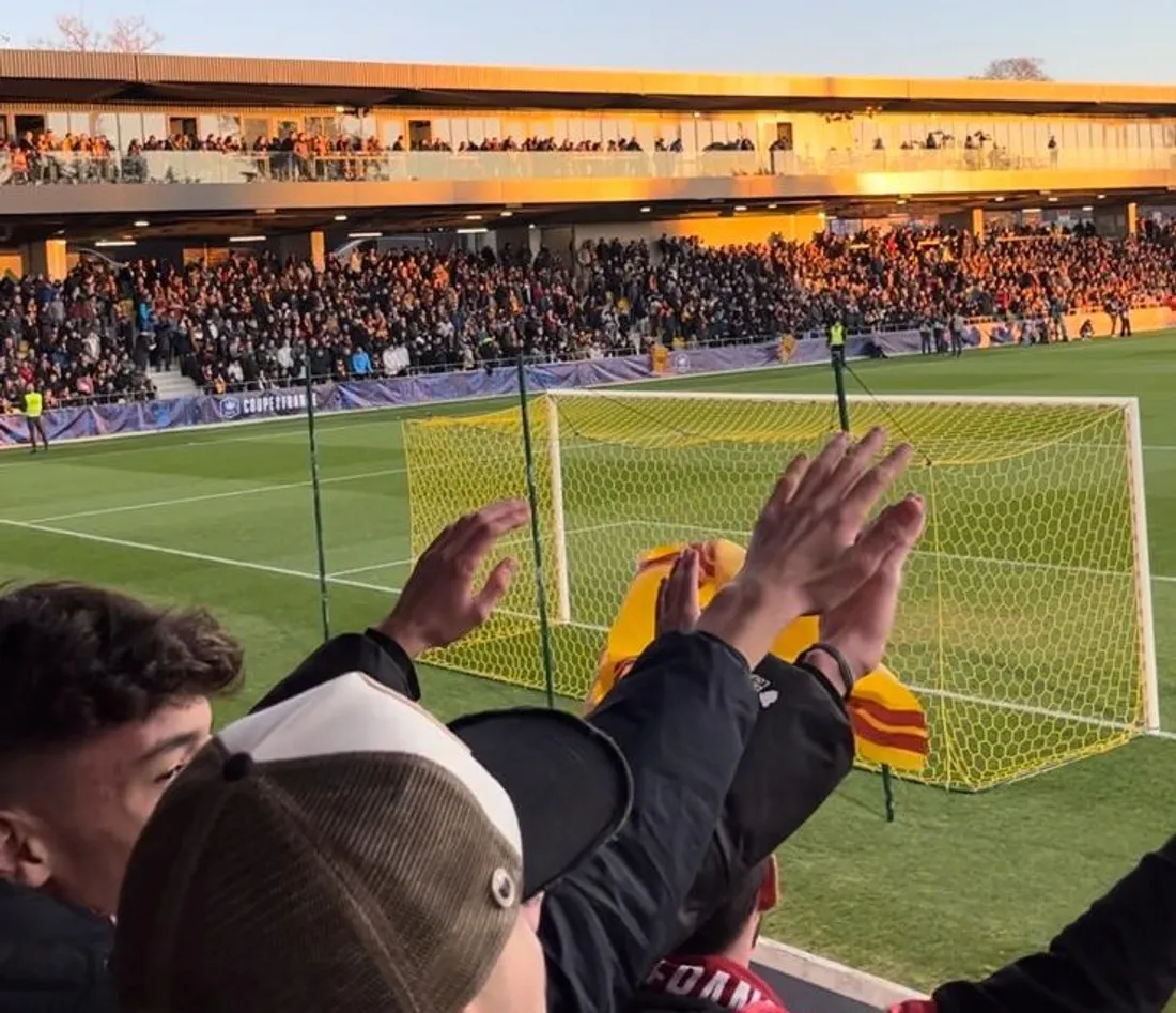 Les tribunes de Paul-Lignon en début de match 