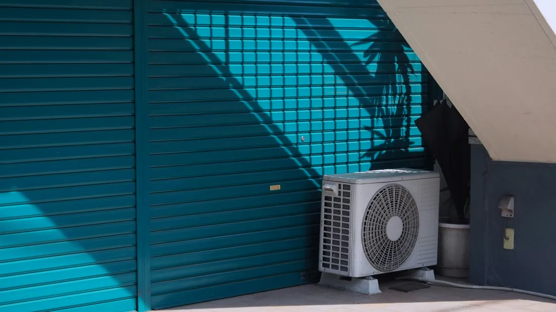 L'été 2026, très chaud, a poussé les Français à installer des systèmes de climatisation. 