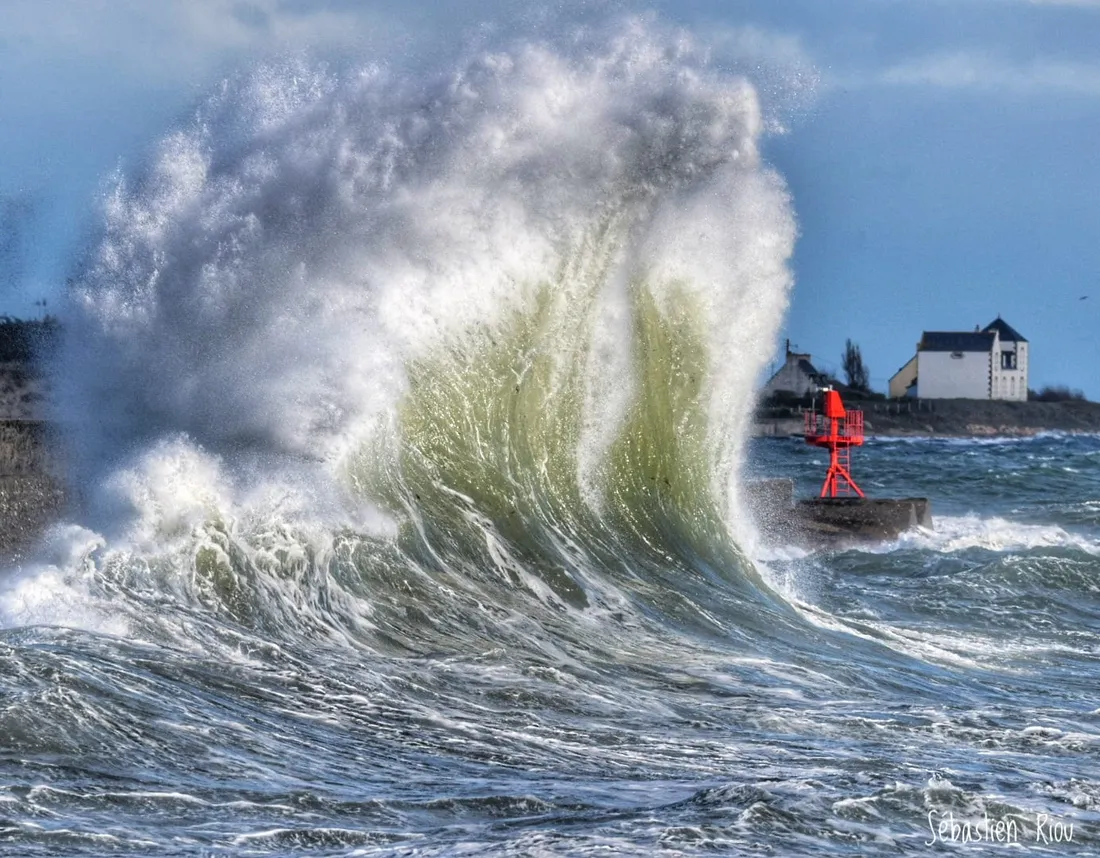Des vagues puissantes, parfois de 3,5 mètres.