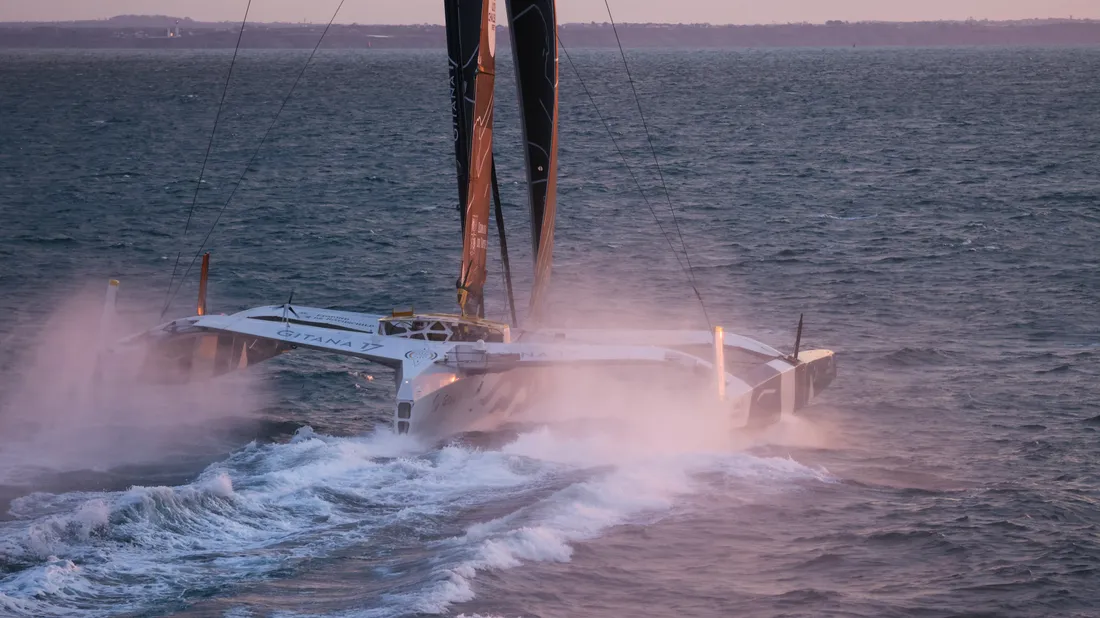 Charles Caudrelier (Maxi Edmond de Rothschild) remporte l’ARKEA ULTIM CHALLENGE