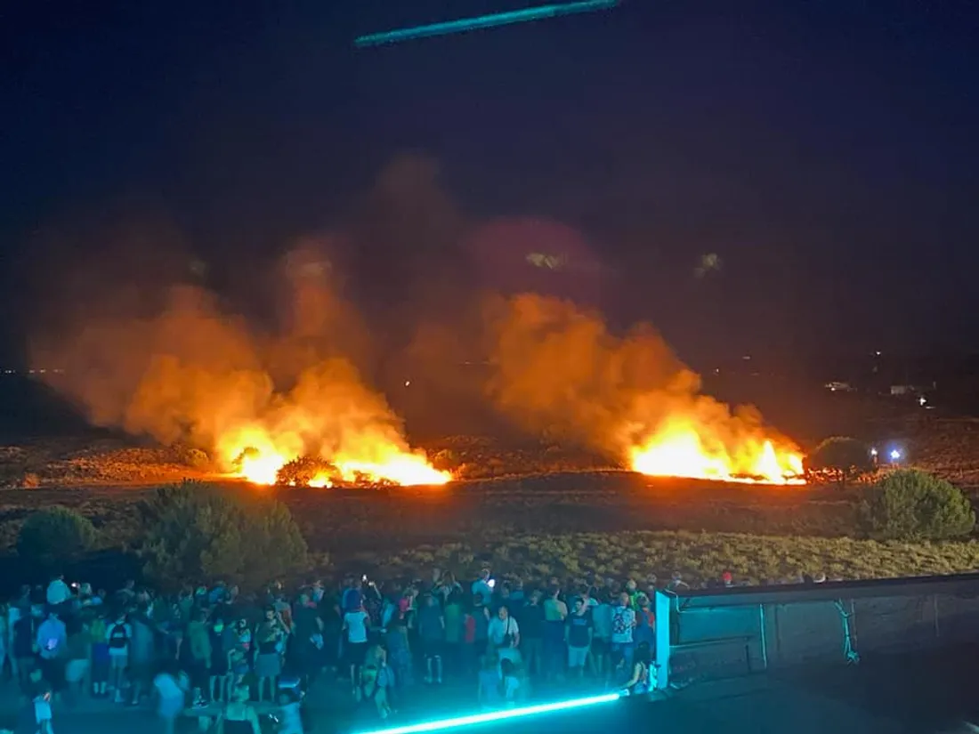 Une photo de l'incendie