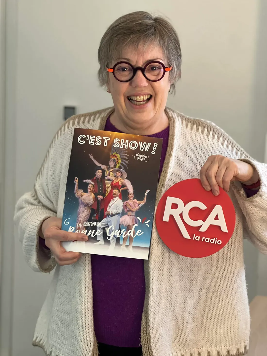 Françoise de la La Revue Bonne Garde dans les studios de RCA