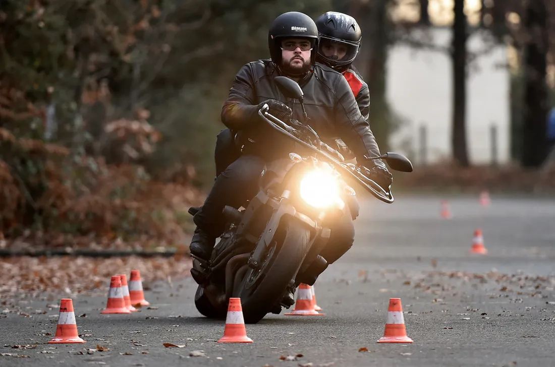 Examen du permis moto (illustration)