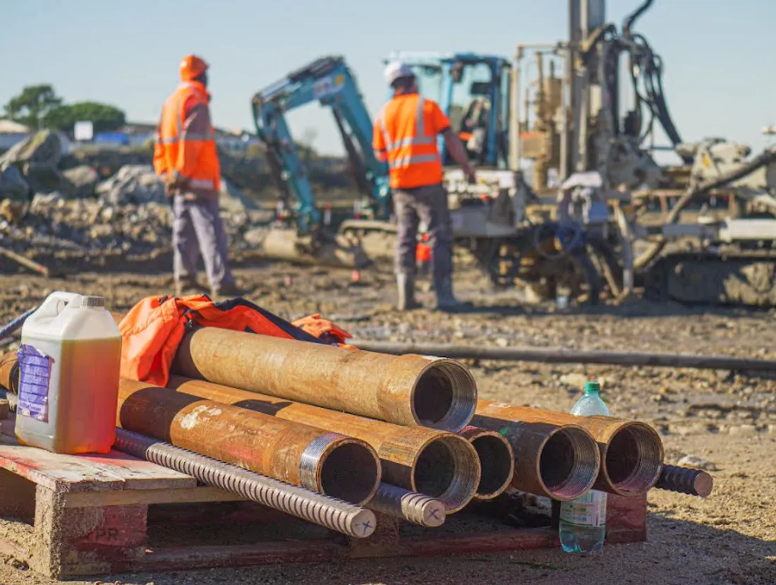 Travaux passerelle mole fondations piquets