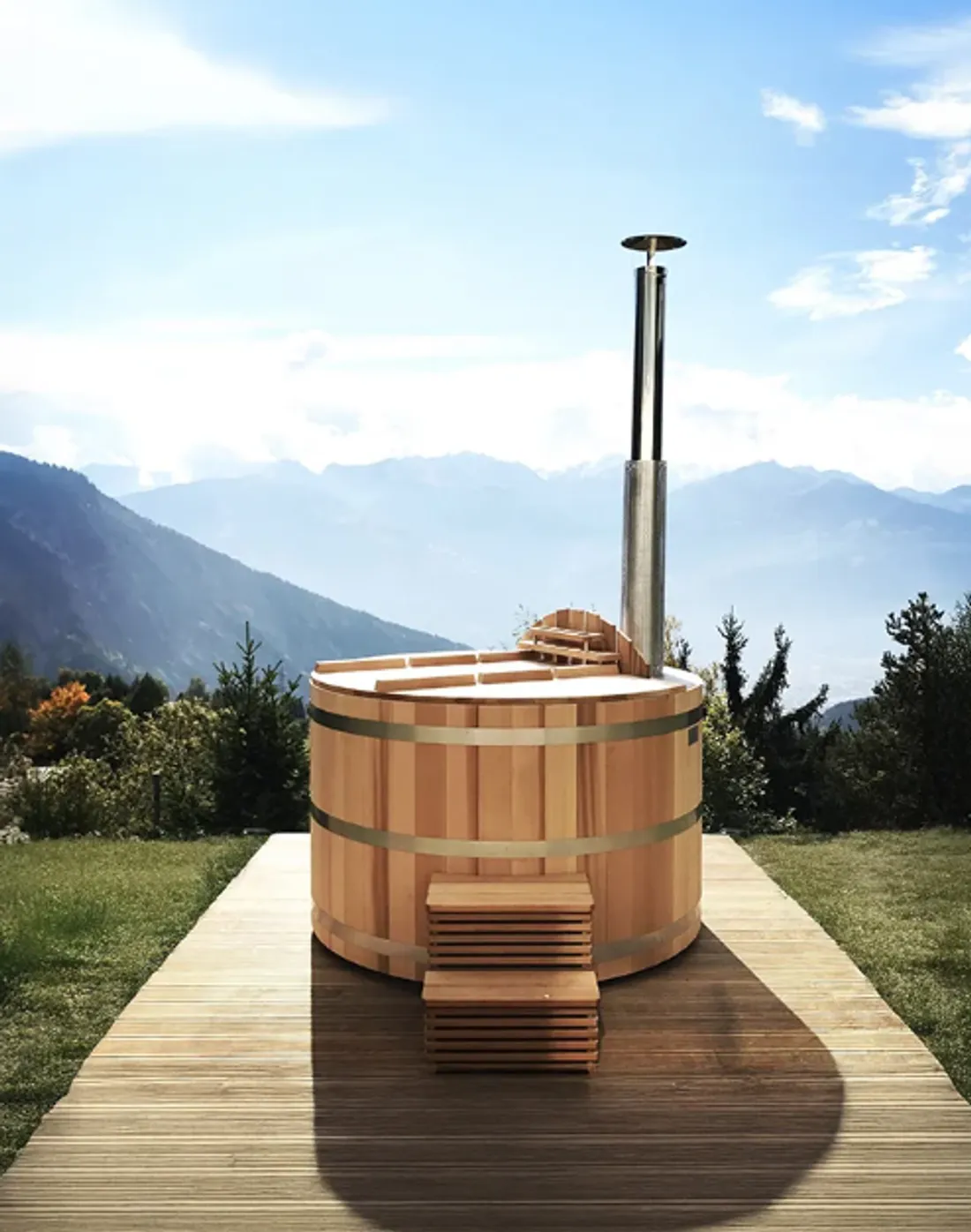 Bains nordiques en bois fabriqués artisanalement