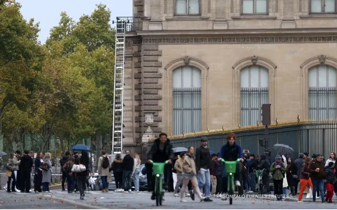 Une attaque en plein jour, au cœur du temple de l’art
