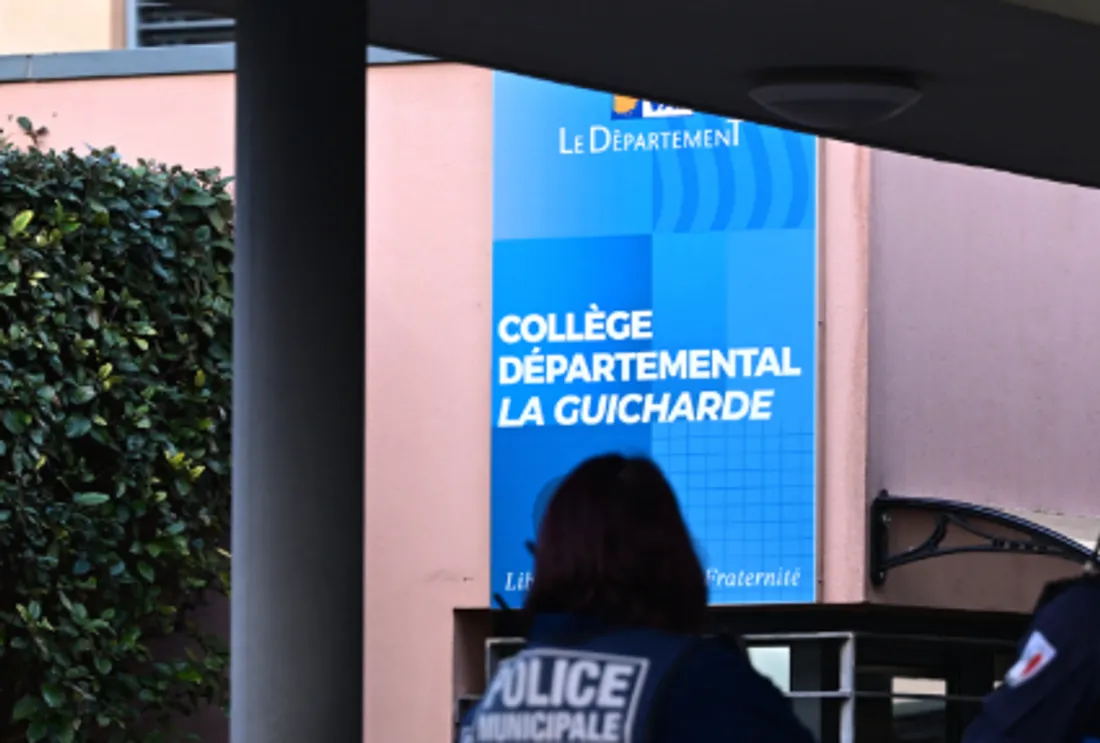 Le collège La Guicharde à Sanary-sur-Mer