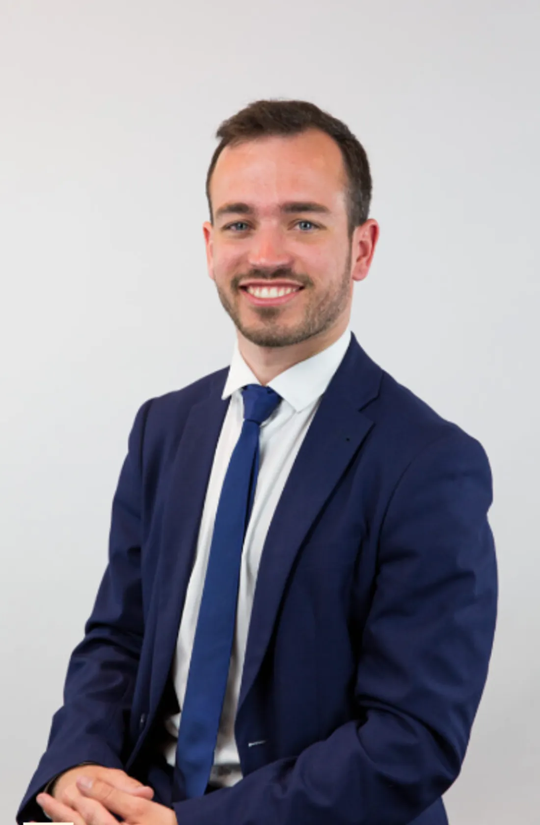 Le maire de Concarneau, Quentin Le Gaillard, âgé de 28 ans, a été placé en garde à vue