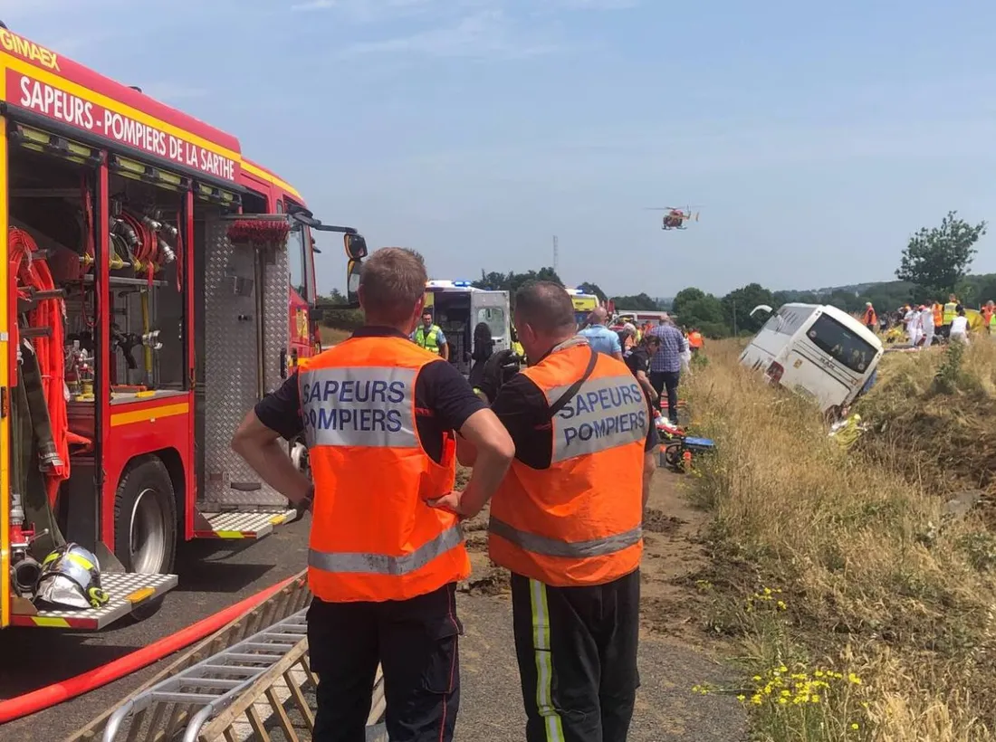 Accident mortel sur l’A81 : quatre morts, onze blessés graves