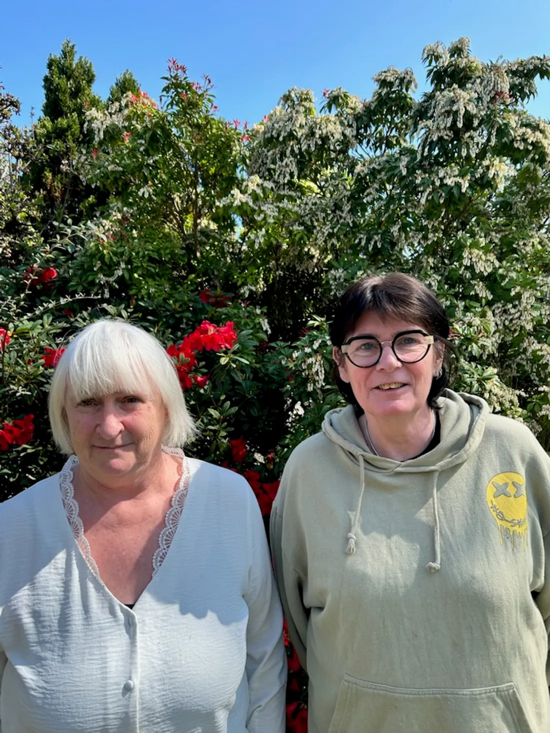Annie Le Guen et Anne Le Page du Comité de défence de l'hôpital de Carhaix