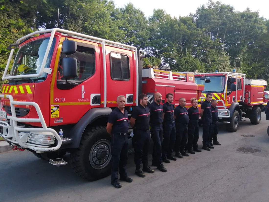 Le demi-groupe avant son départ de Vendée