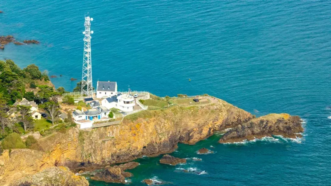 Pointe et sémaphore de Chémoulin