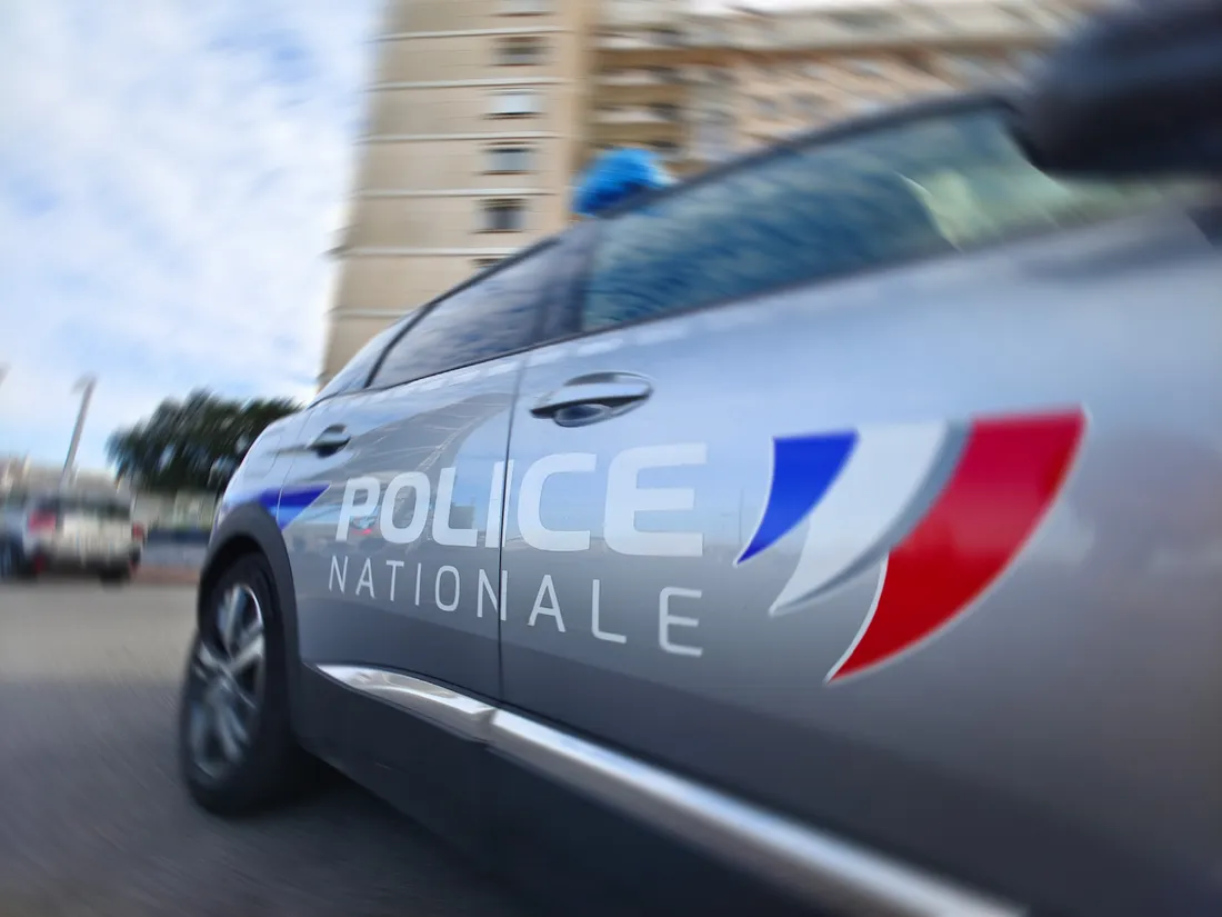 Un véhicule de police, illustration
