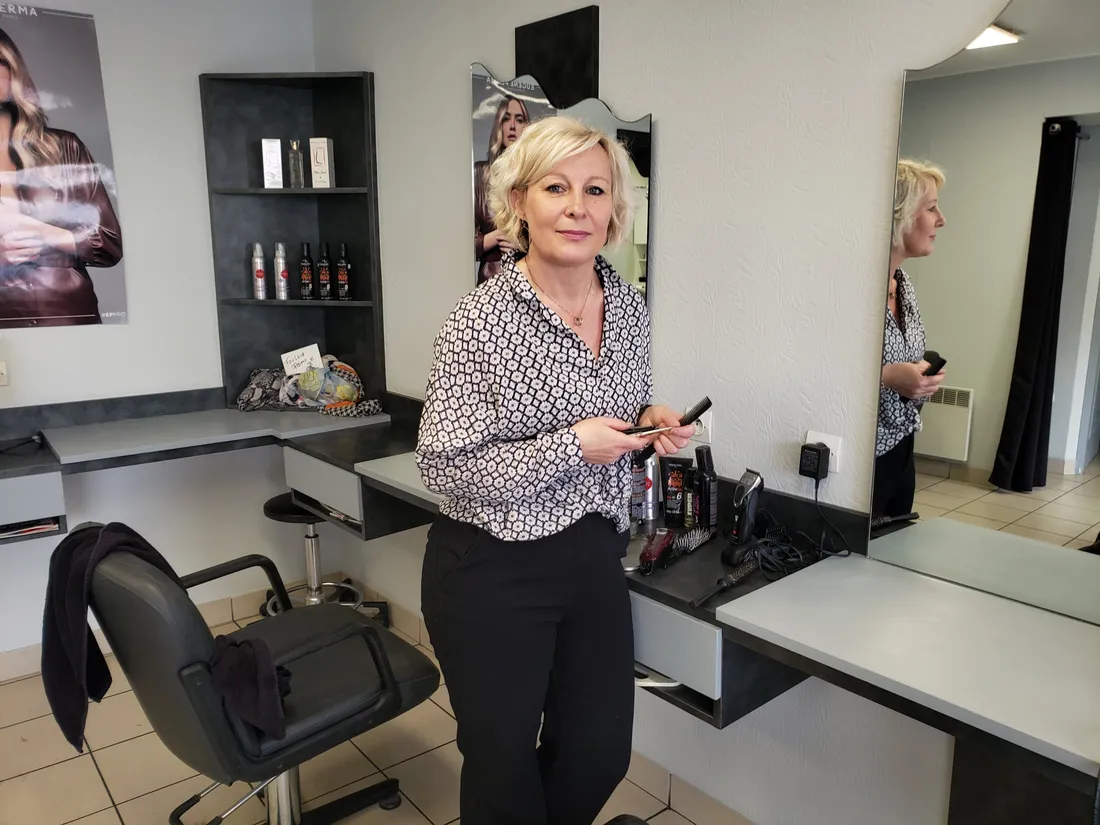 Karine Ferron est coiffeuse à La Maladrerie depuis 25 ans