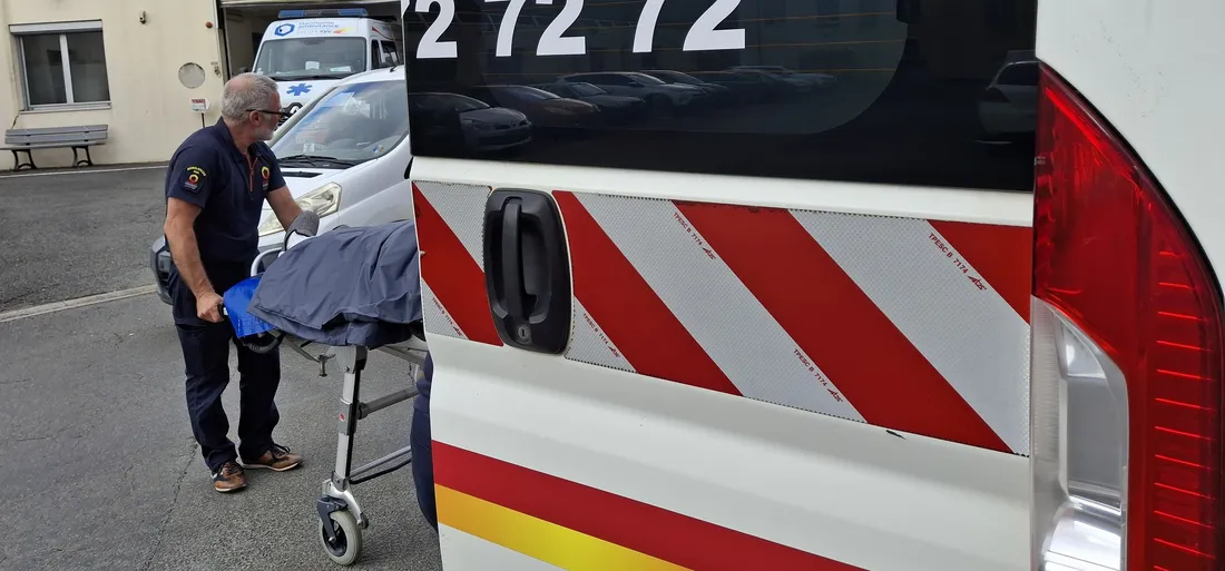 C'était la ronde des brancards ce lundi à l'hôpital Daniel Chanet.