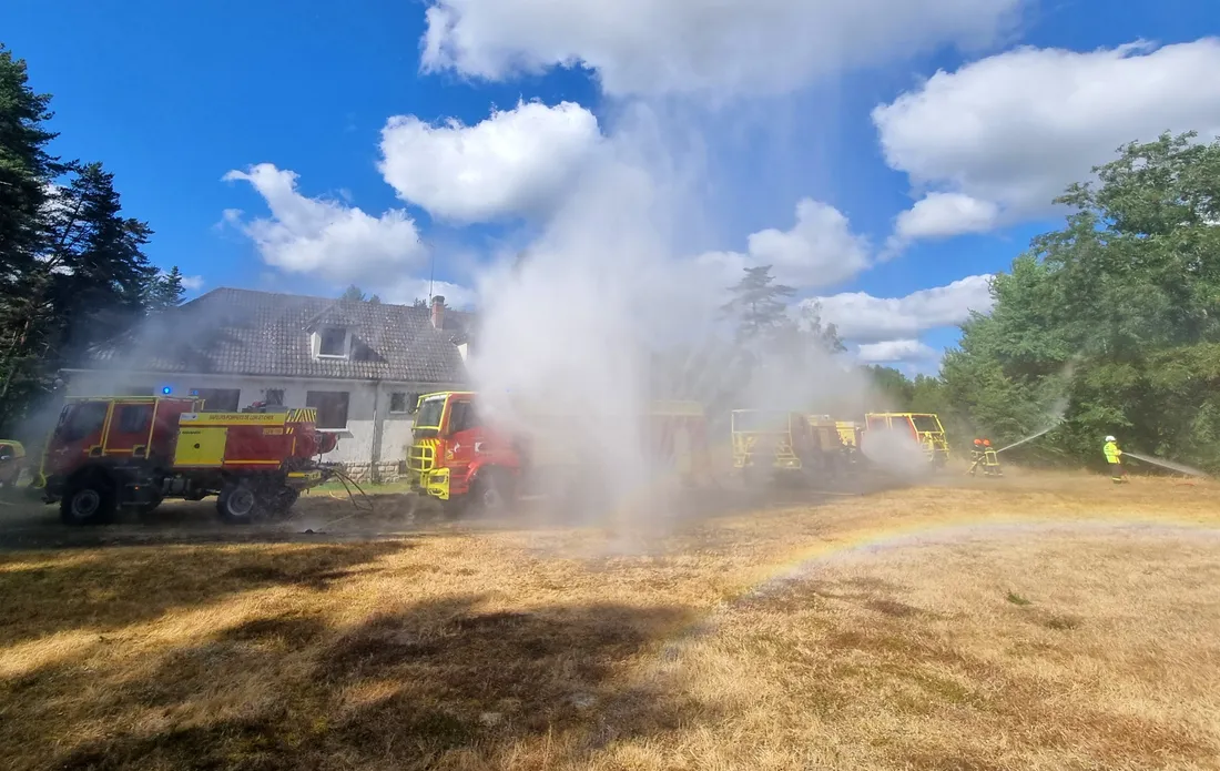 Les sapeurs-pompiers de la région restent très mobilisés sur les feux de végétation.