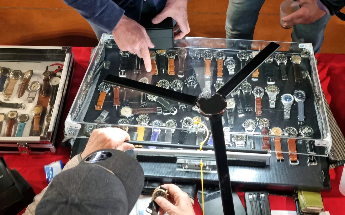 Les montres vintage ont le vent en poupe sur la bourse horlogère de Mer 2026.