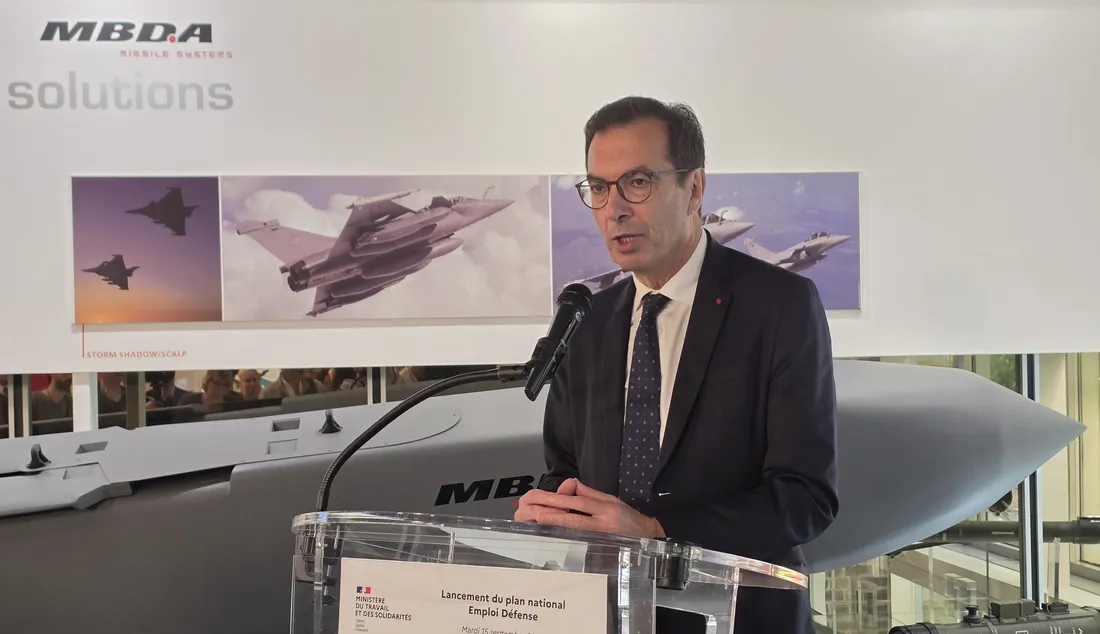 Jean-Pierre Farandou a exposé son plan national France Travail Défense de MBDA à Selles Saint-Denis.