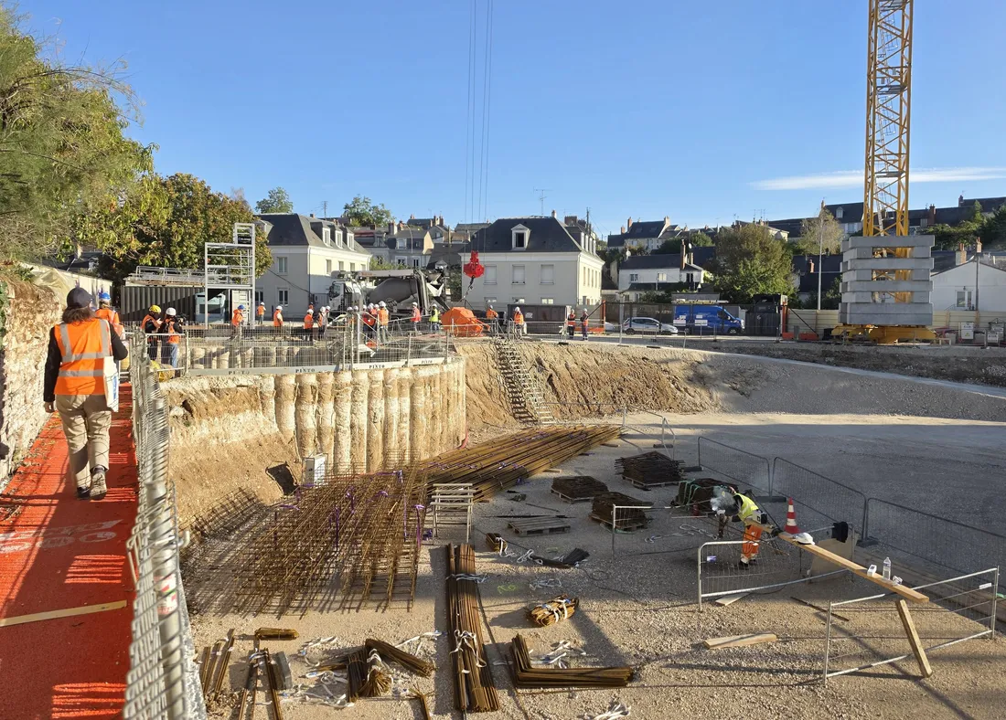 Ce chantier à 20 millions d'euros est en cours le long de l'avenue de la Garenne à Blois.