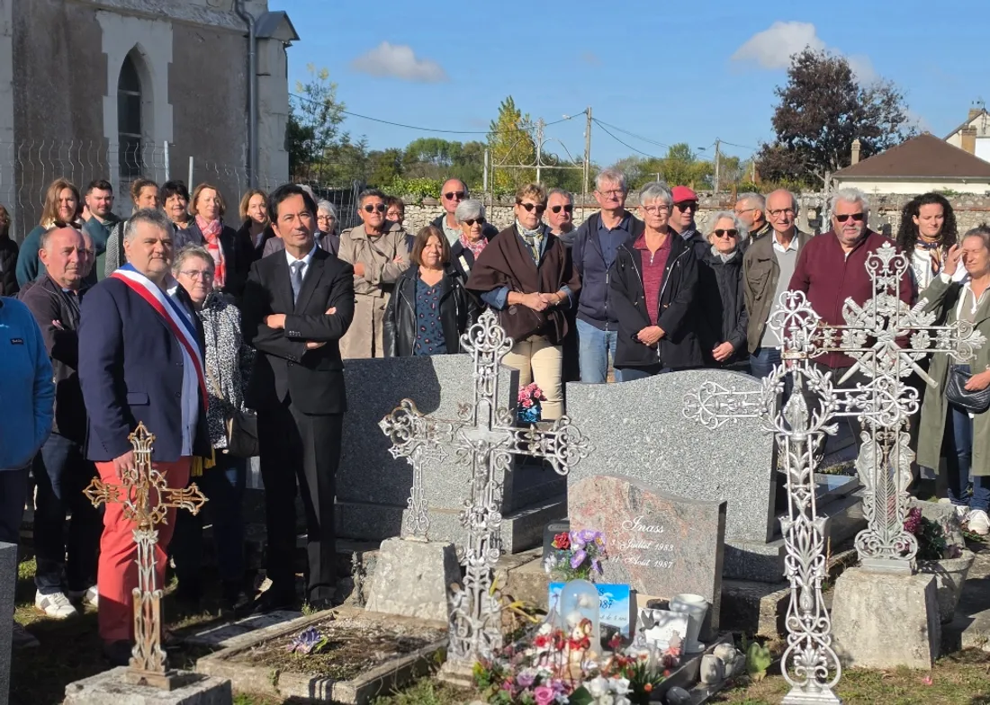 Près de 40 ans après le drame, Suèvres continue de choyer sa "petite martyre".