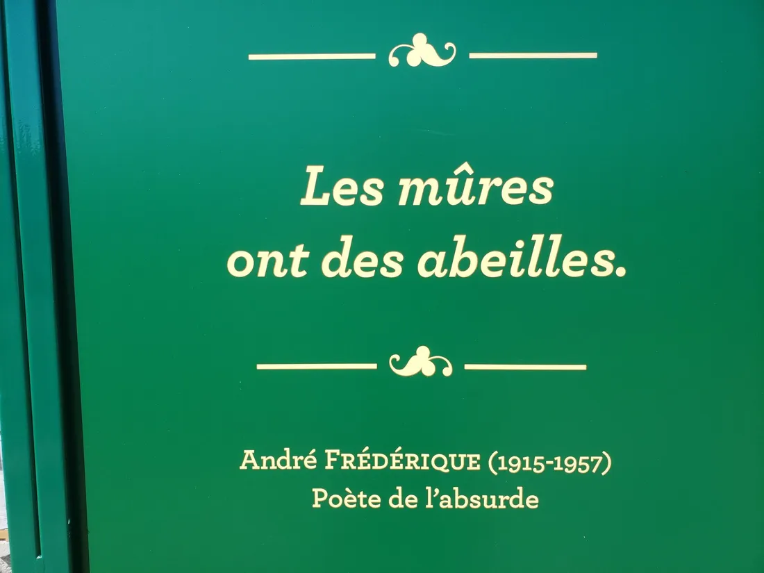 De la poésie sur les abeilles