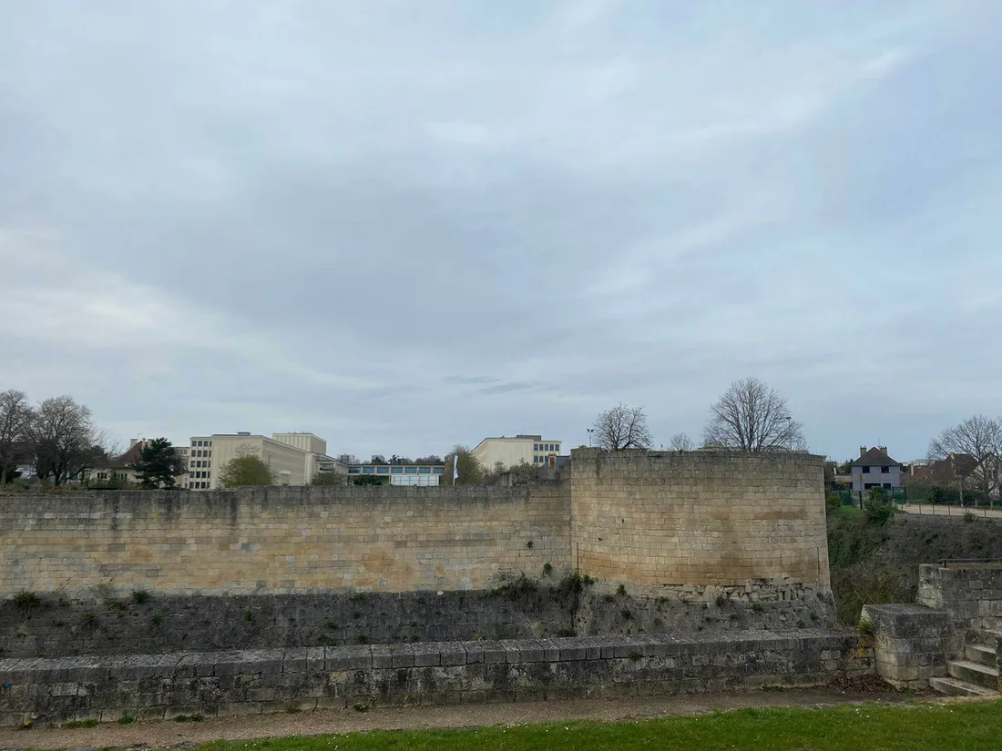 Le donjon du château de Caen