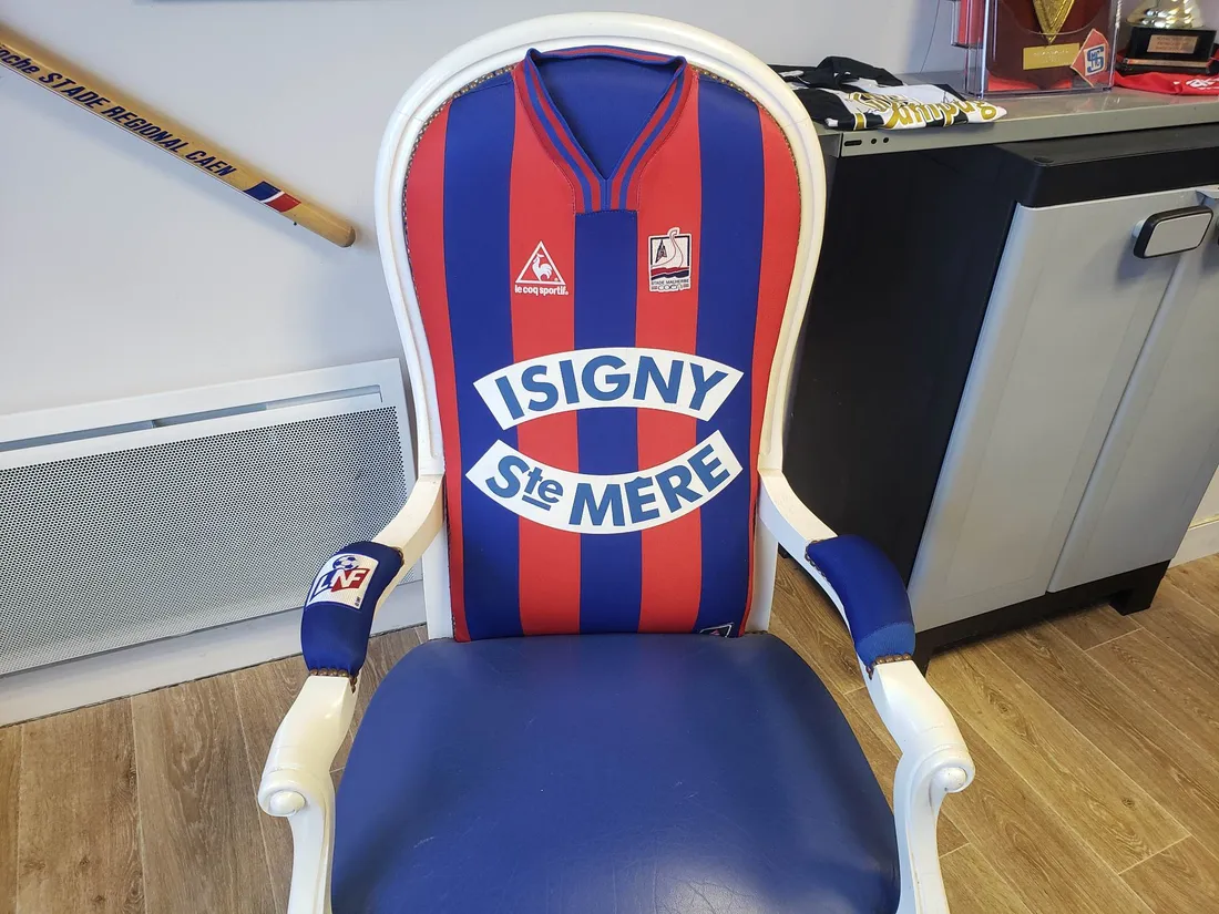 Fauteuil de l'ancien président du Stade Malherbe