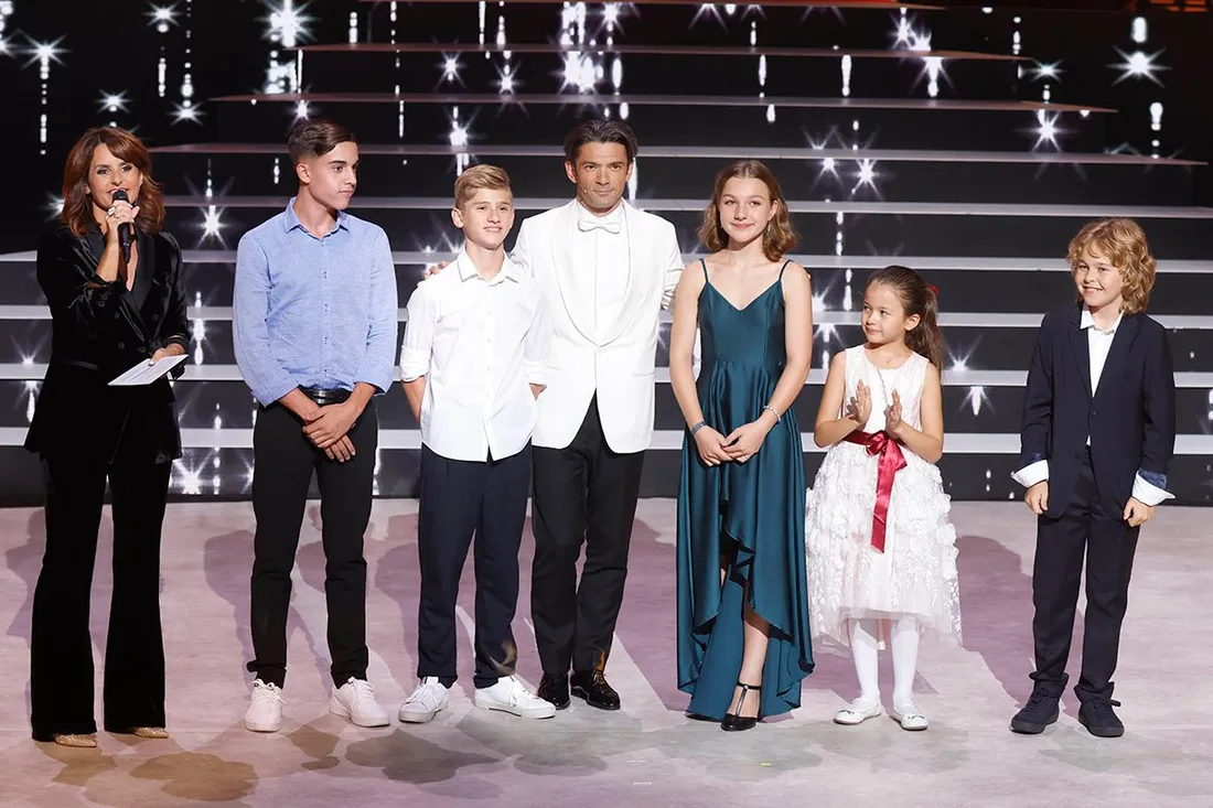 Lucas Salmona avec sa chemise blanche